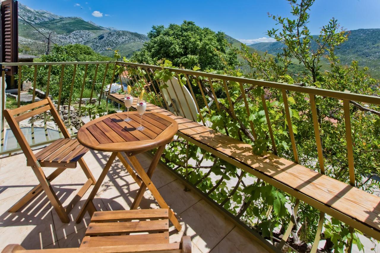 Villa Don Dan Zrnovnica Экстерьер фото